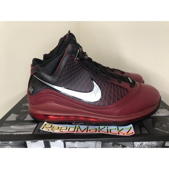 Nike lebron 7 QS Christmas 2019 Mens Sizes CU5133 600 - Picture 3 of 4